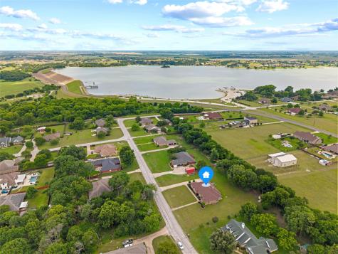 231 Ash Drive Waxahachie TX 75165