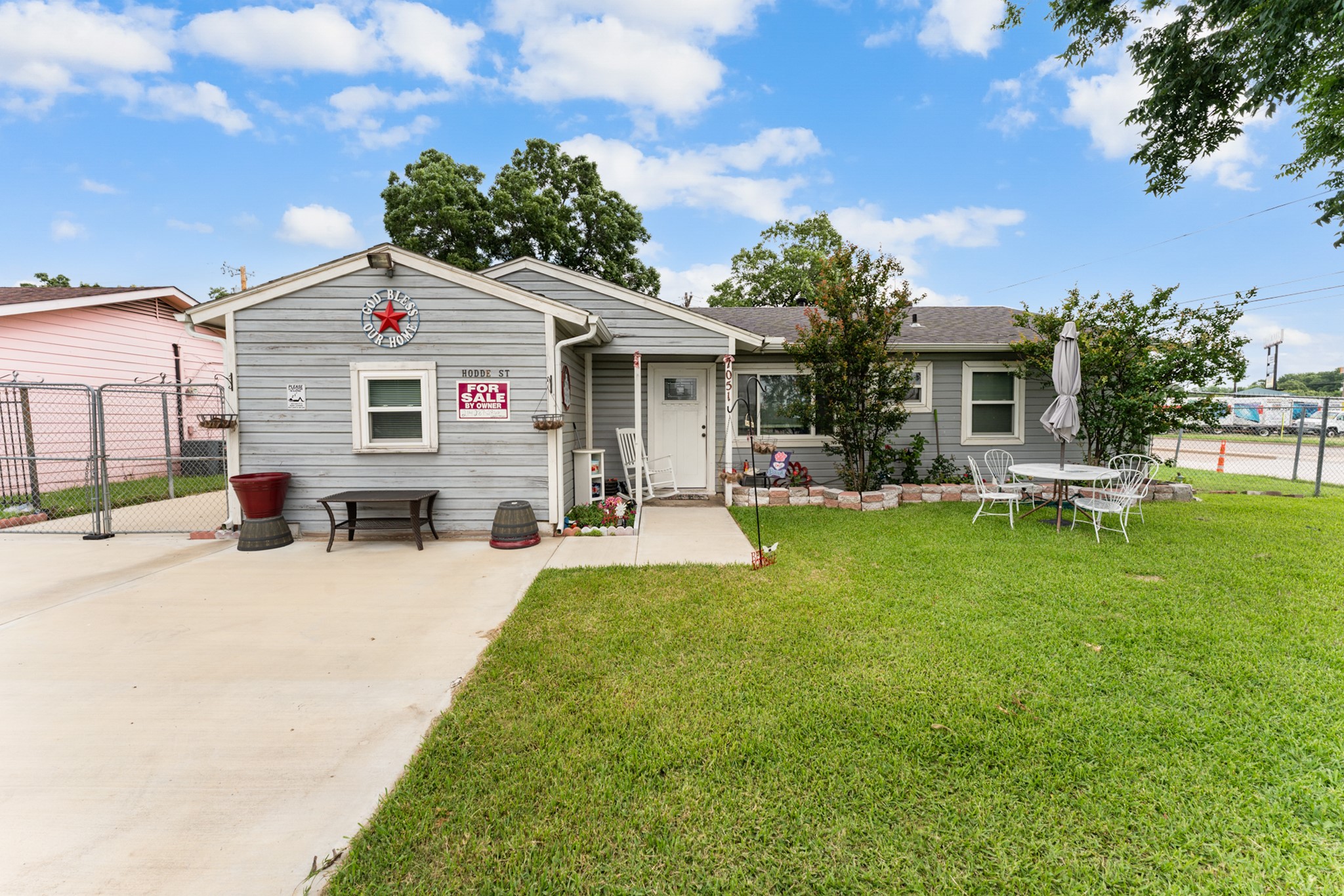 7051 Hodde Street Dallas TX 75217