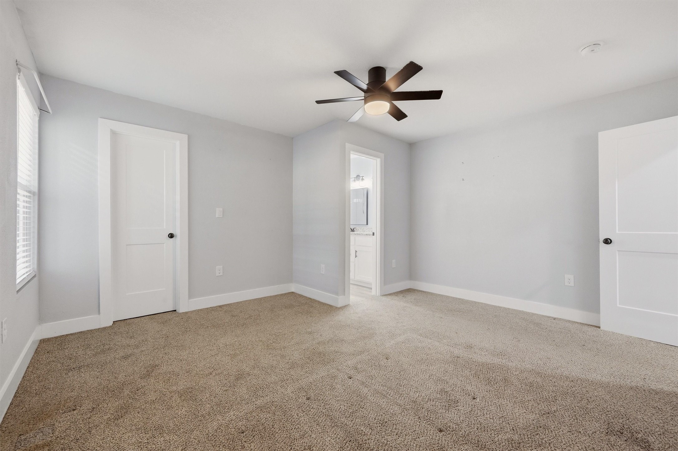 1523 W Bond Street Denison TX 75020