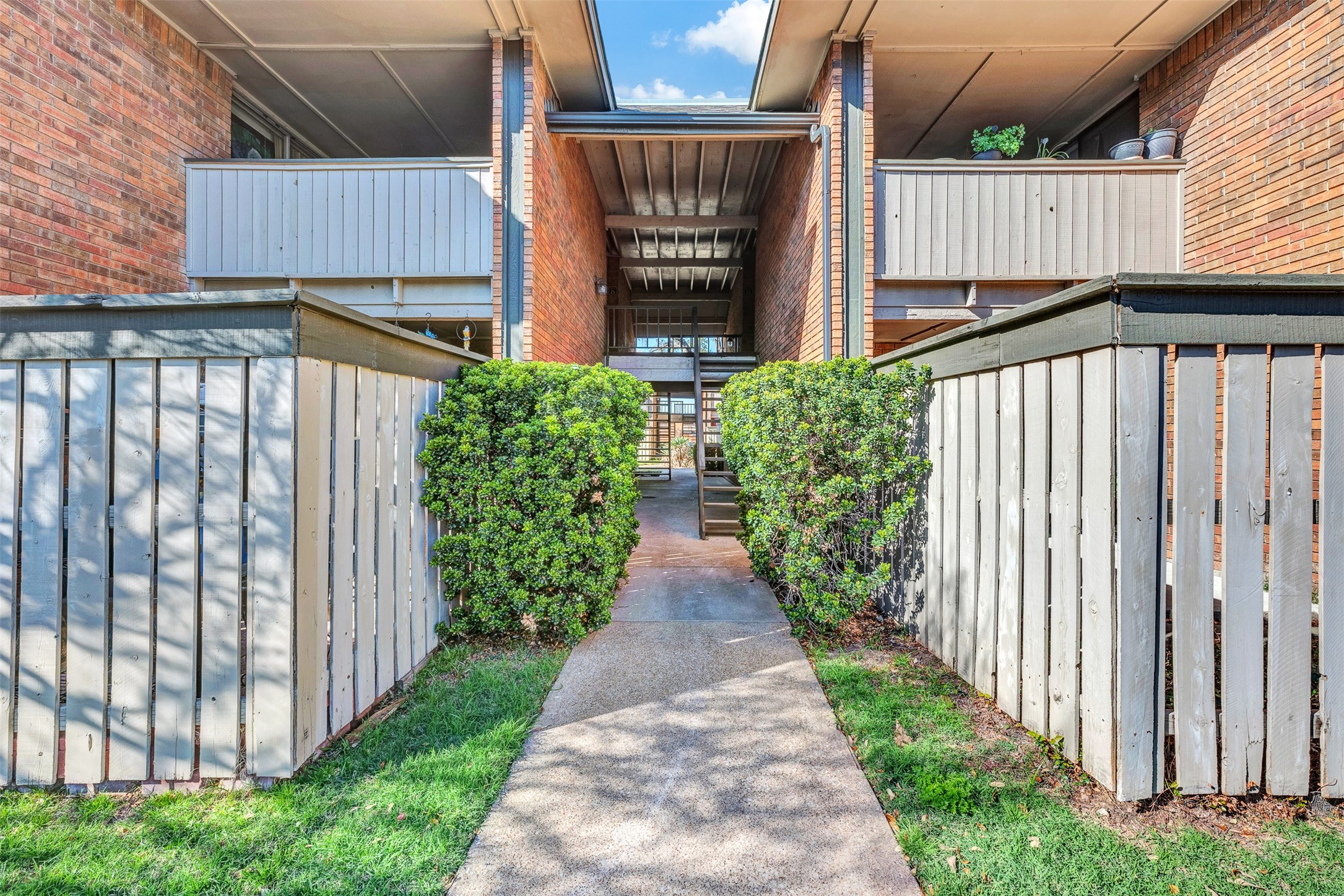 2809 Rio Branco Street Farmers Branch TX 75234