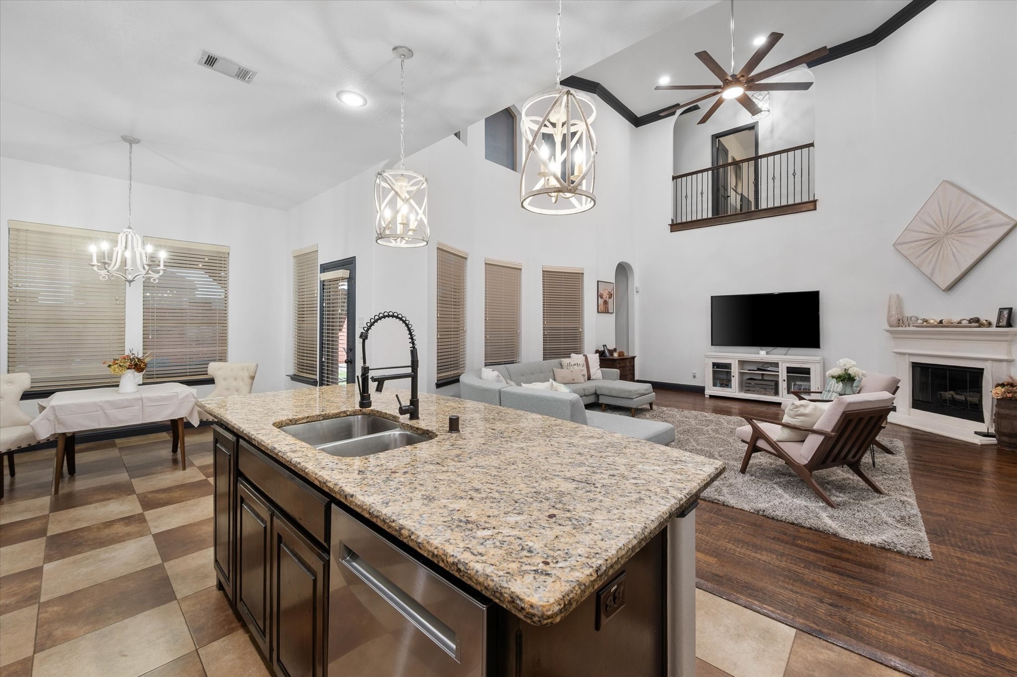 6876 Foghorn Lane Grand Prairie TX 75054
