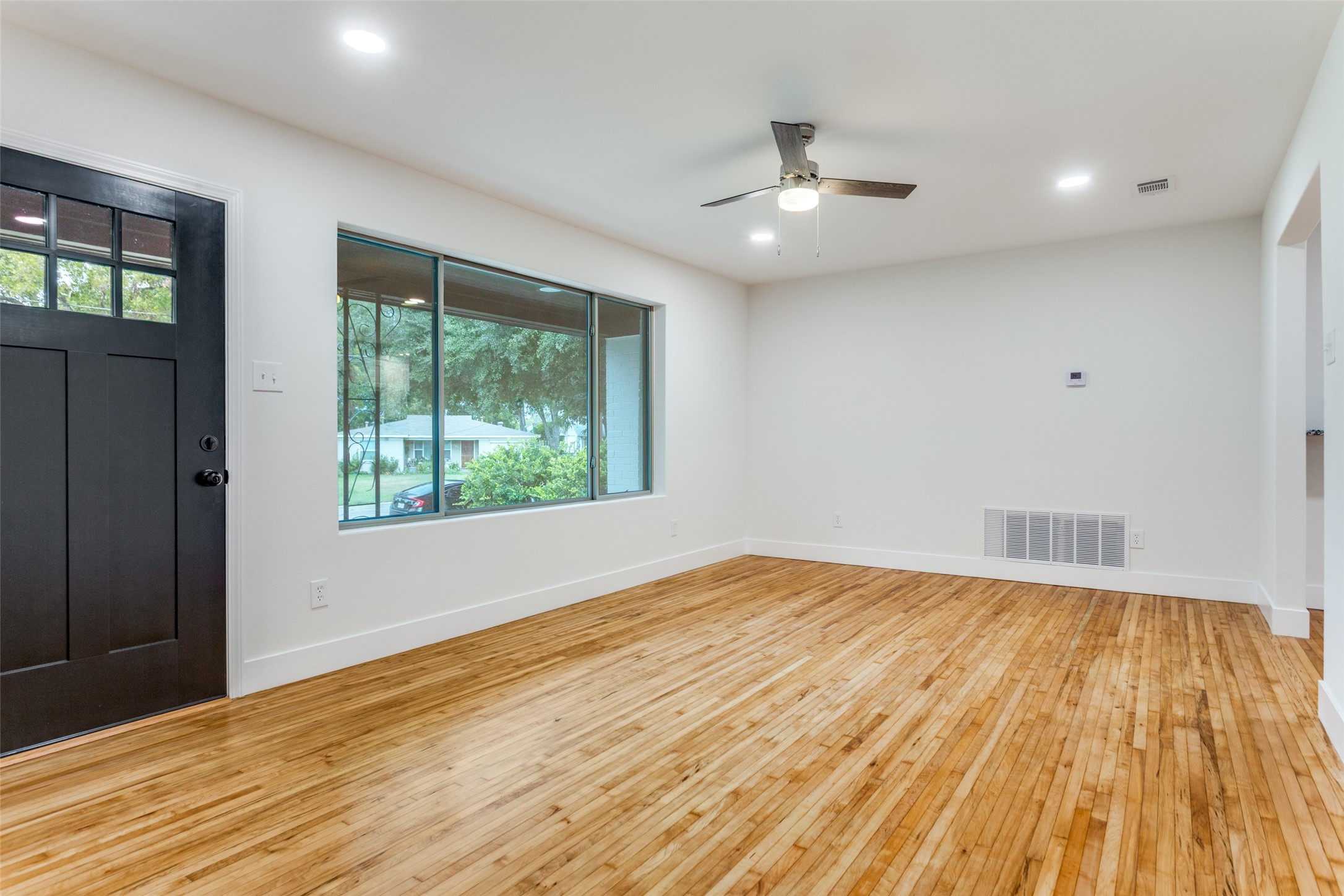 133 Mcgee Drive Fort Worth TX 76114