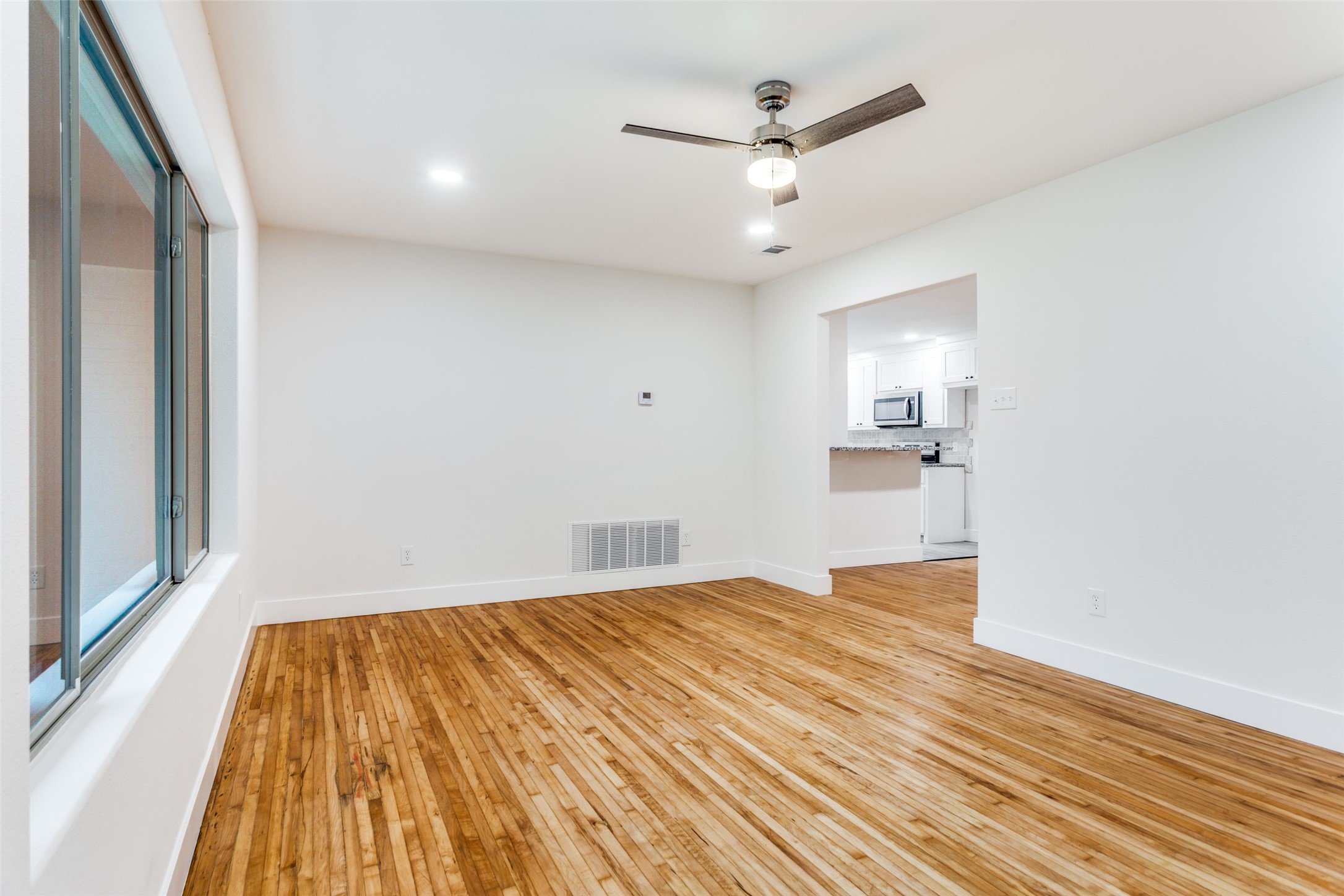 133 Mcgee Drive Fort Worth TX 76114