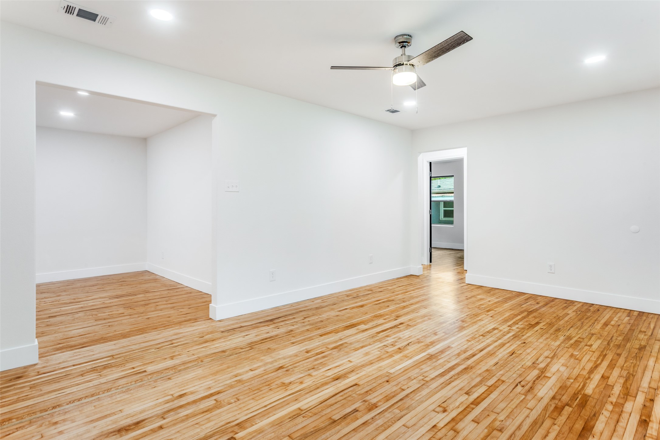 133 Mcgee Drive Fort Worth TX 76114