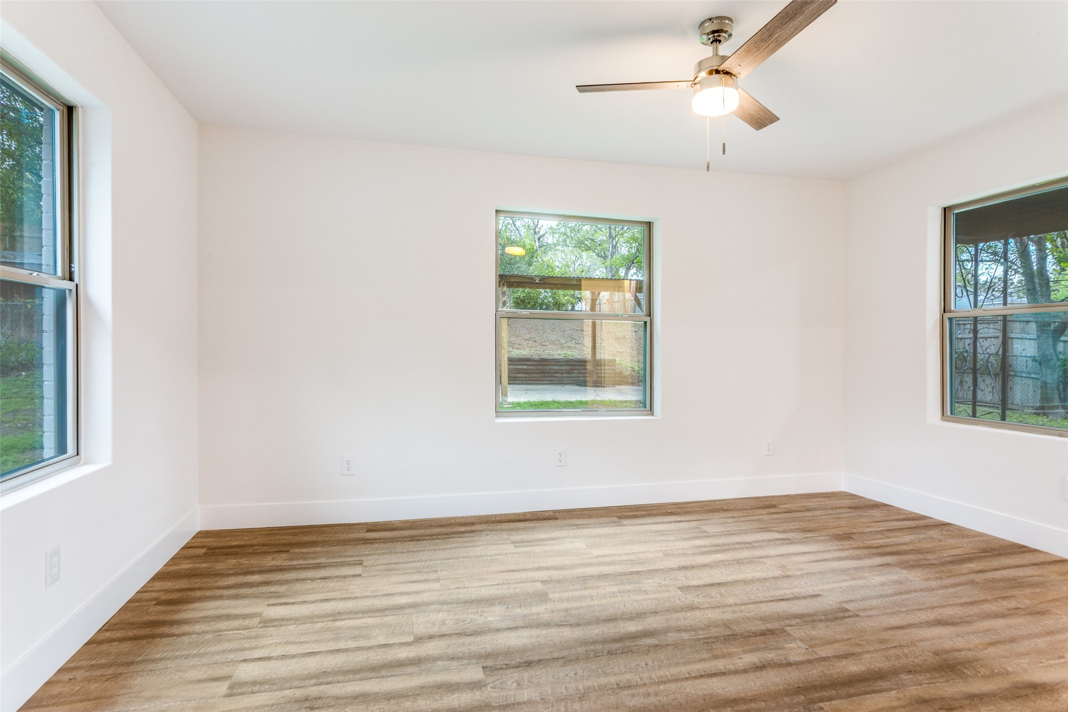 133 Mcgee Drive Fort Worth TX 76114
