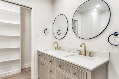 133 Mcgee Drive Fort Worth TX 76114