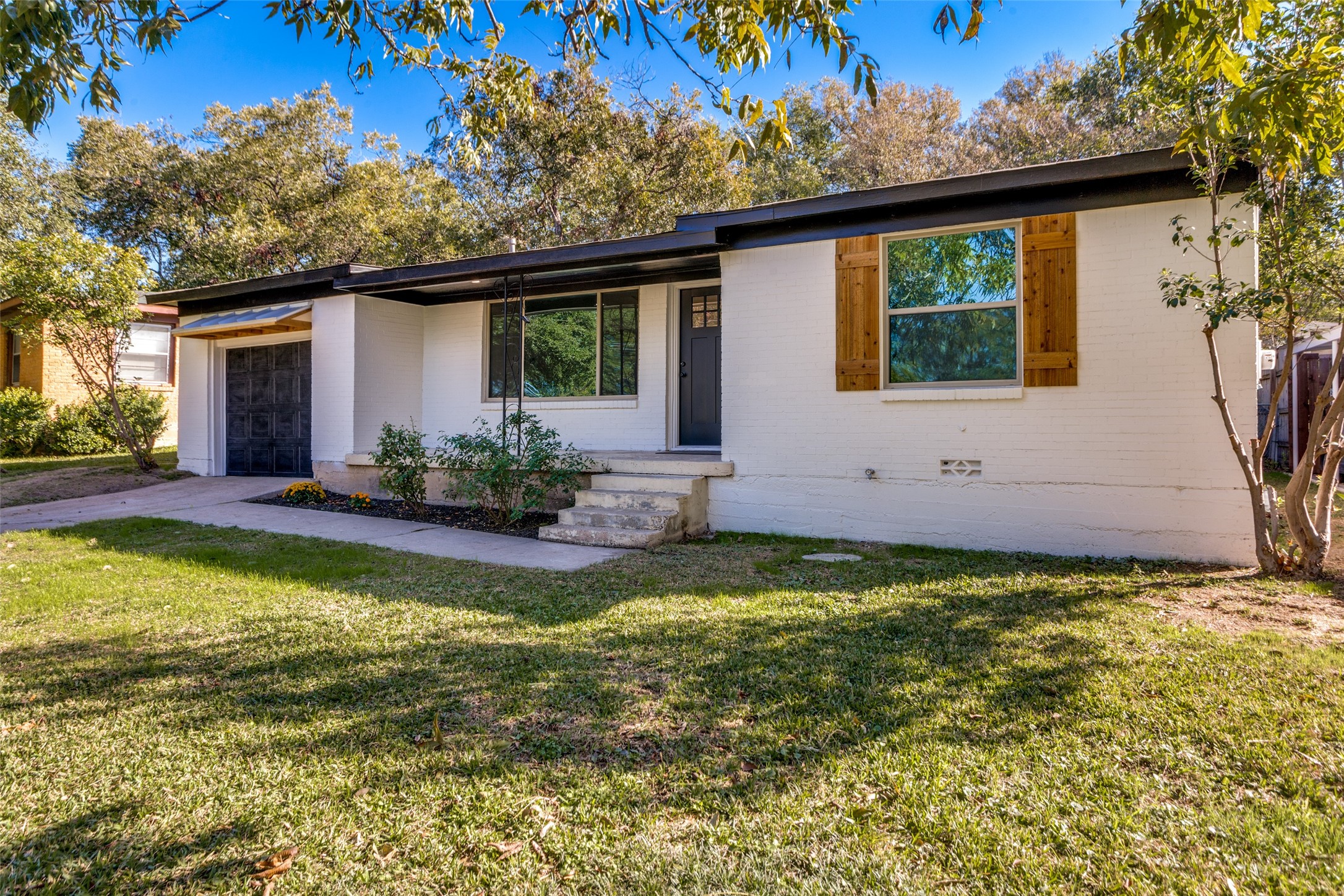 133 Mcgee Drive Fort Worth TX 76114