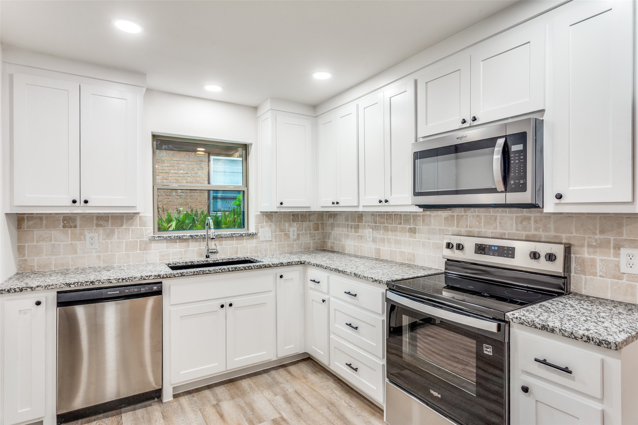 133 Mcgee Drive Fort Worth TX 76114