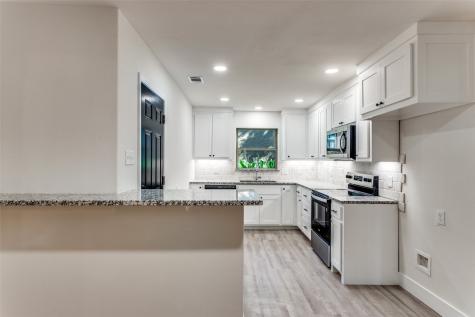 133 Mcgee Drive Fort Worth TX 76114
