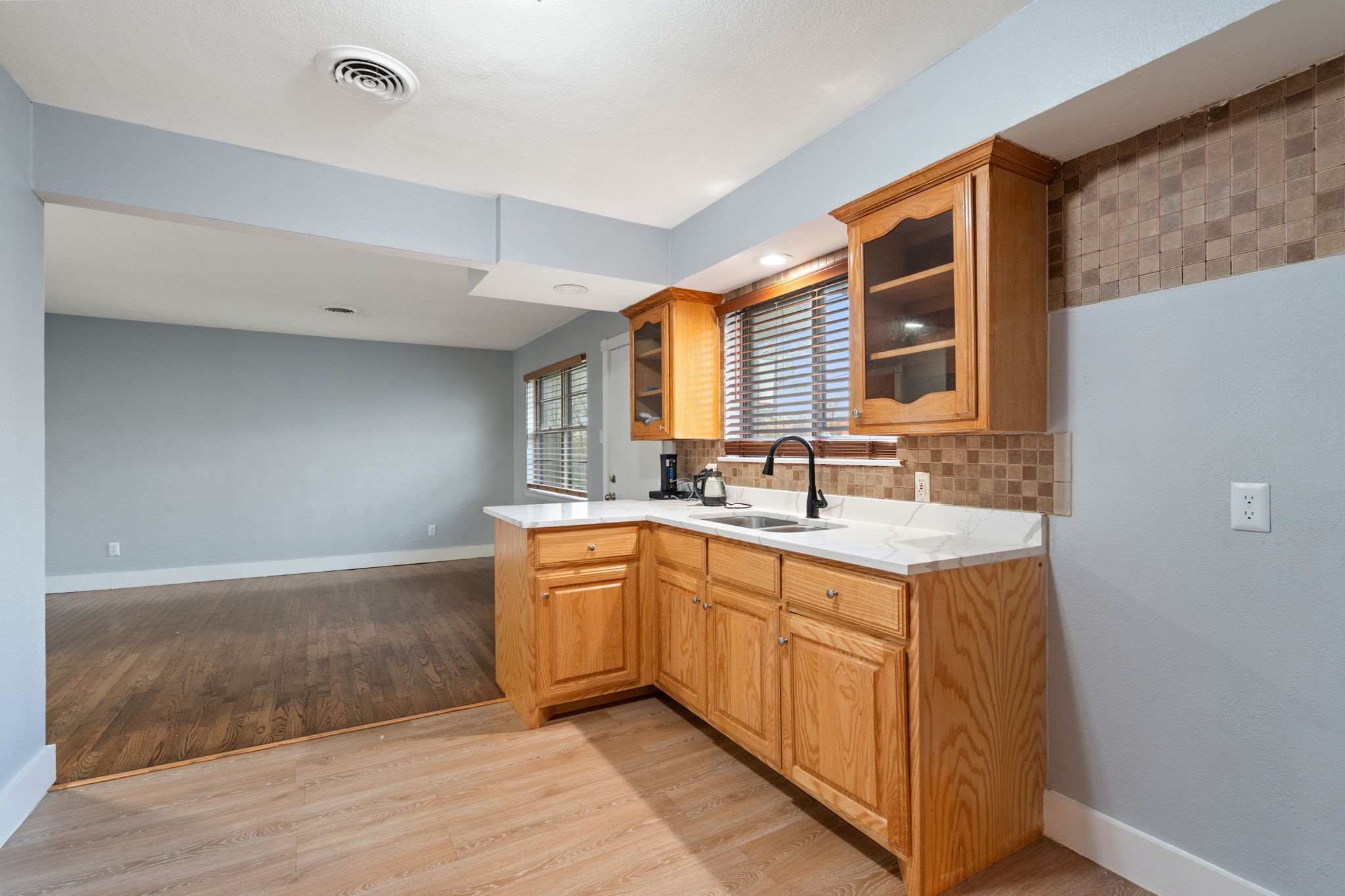 4215 Elk Horn Trail Dallas TX 75216