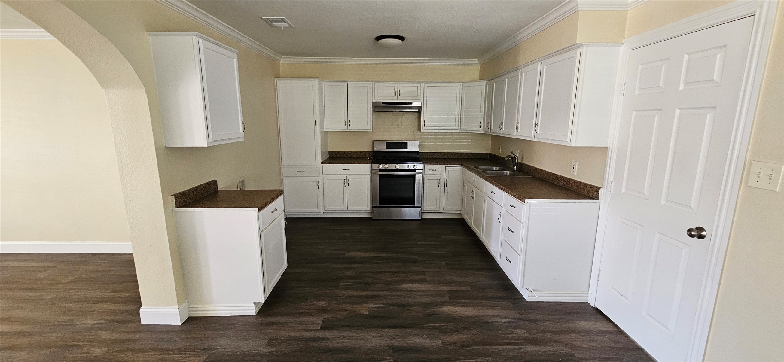 1007 Pleasant Drive Dallas TX 75217