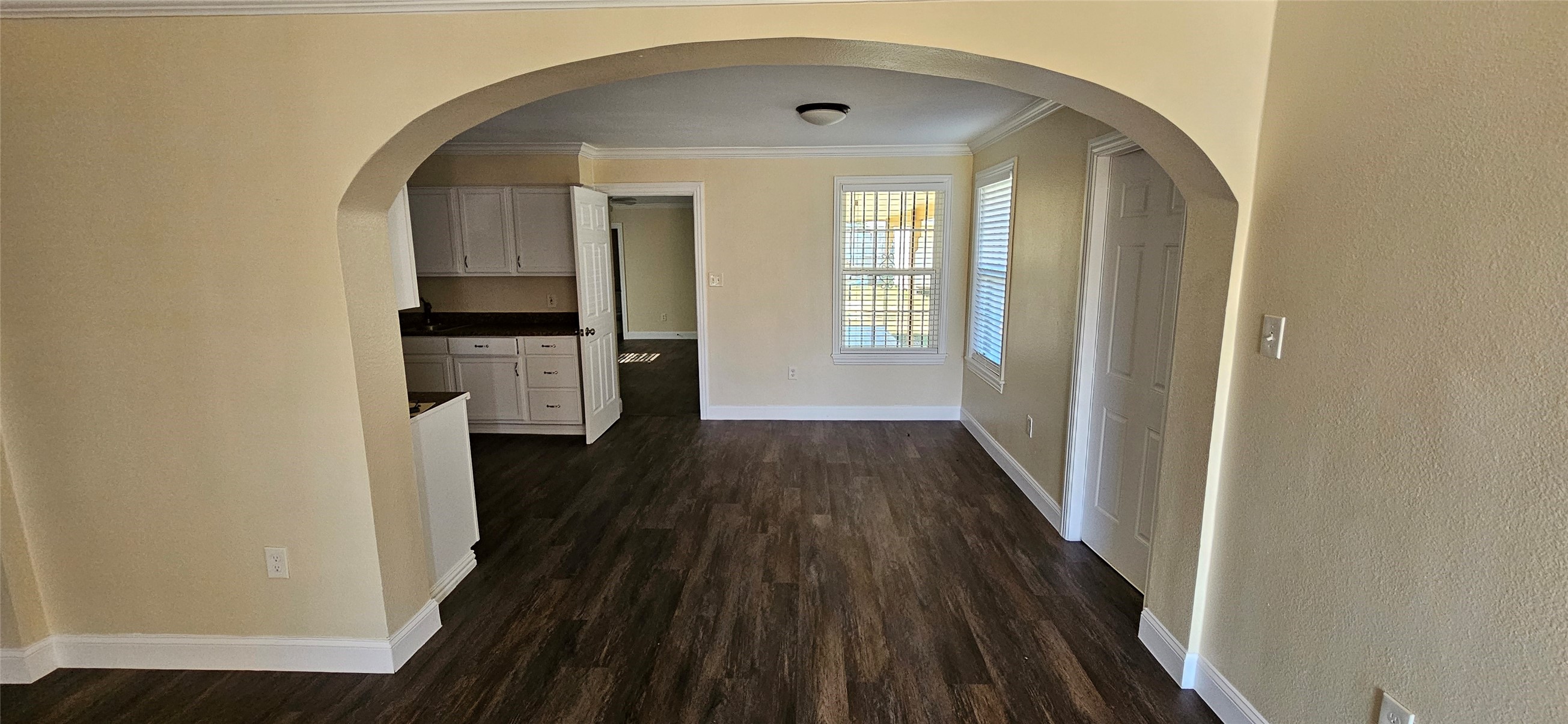 1007 Pleasant Drive Dallas TX 75217