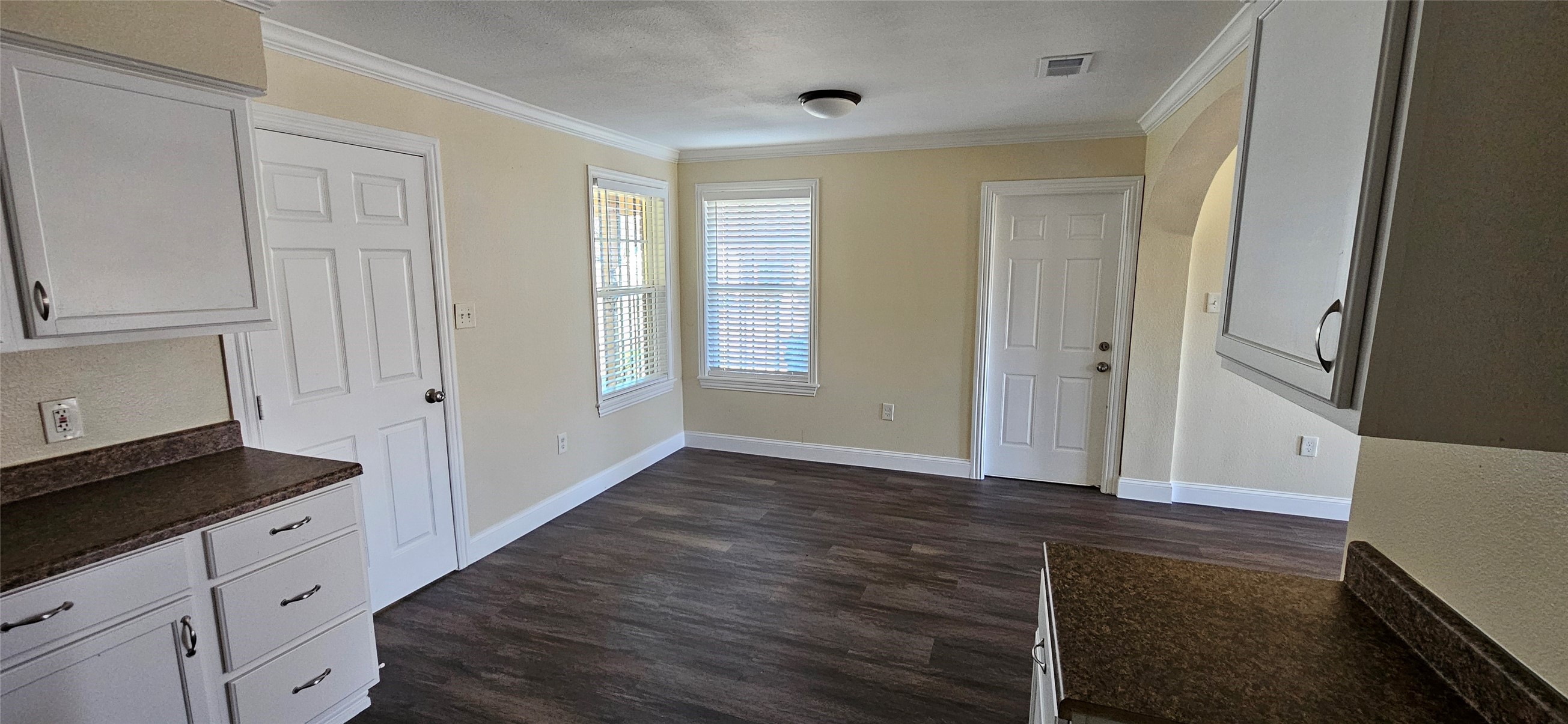 1007 Pleasant Drive Dallas TX 75217