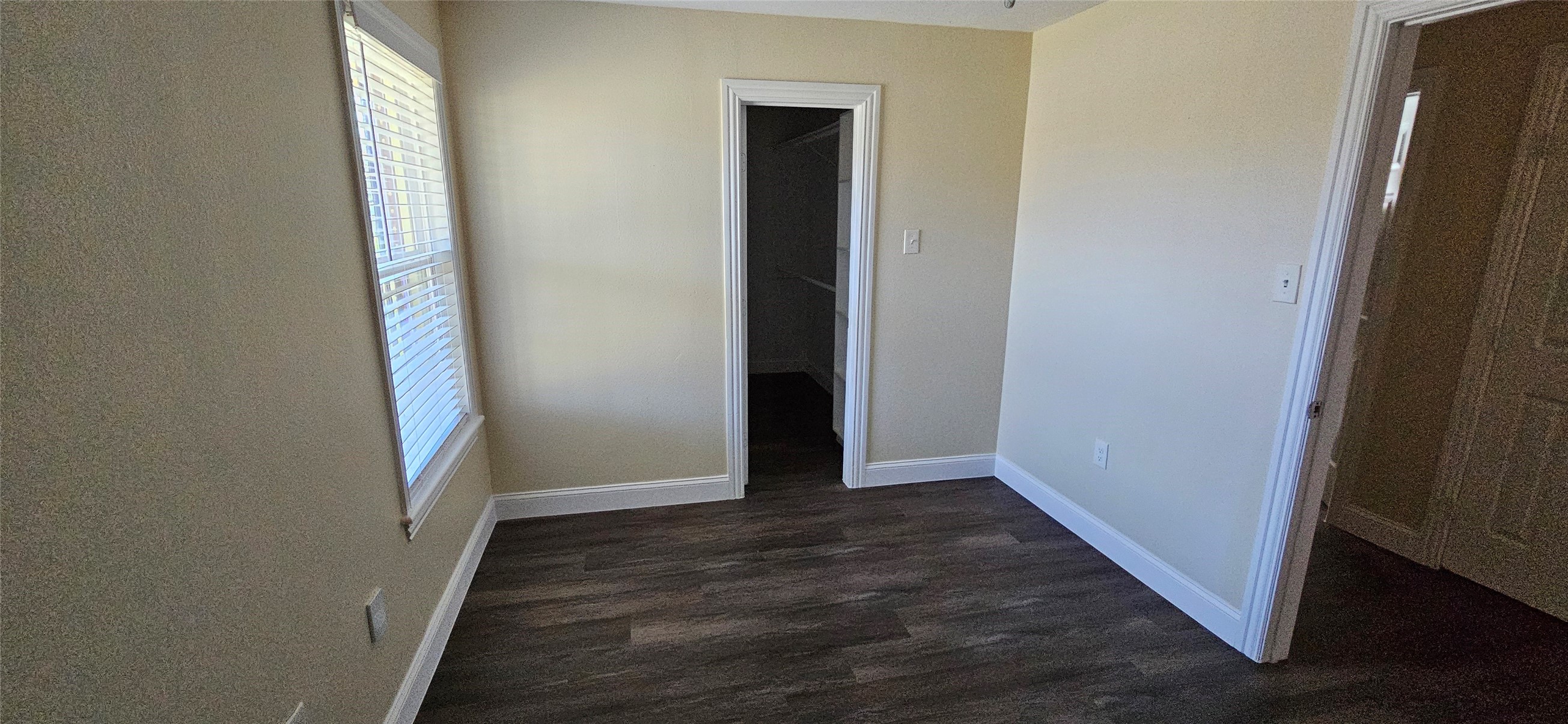 1007 Pleasant Drive Dallas TX 75217