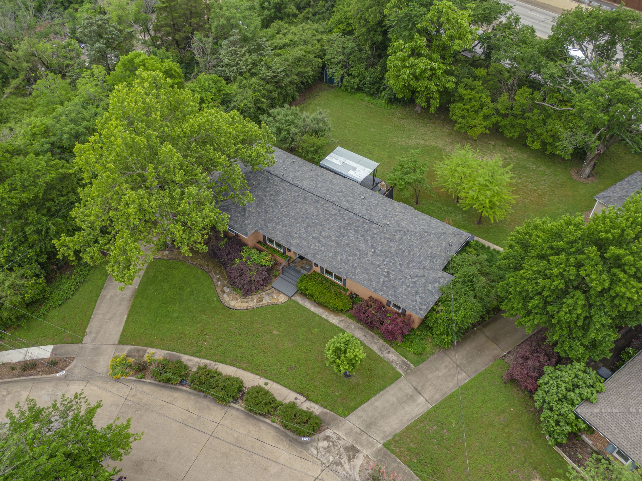 9528 Ash Creek Drive Dallas TX 75228