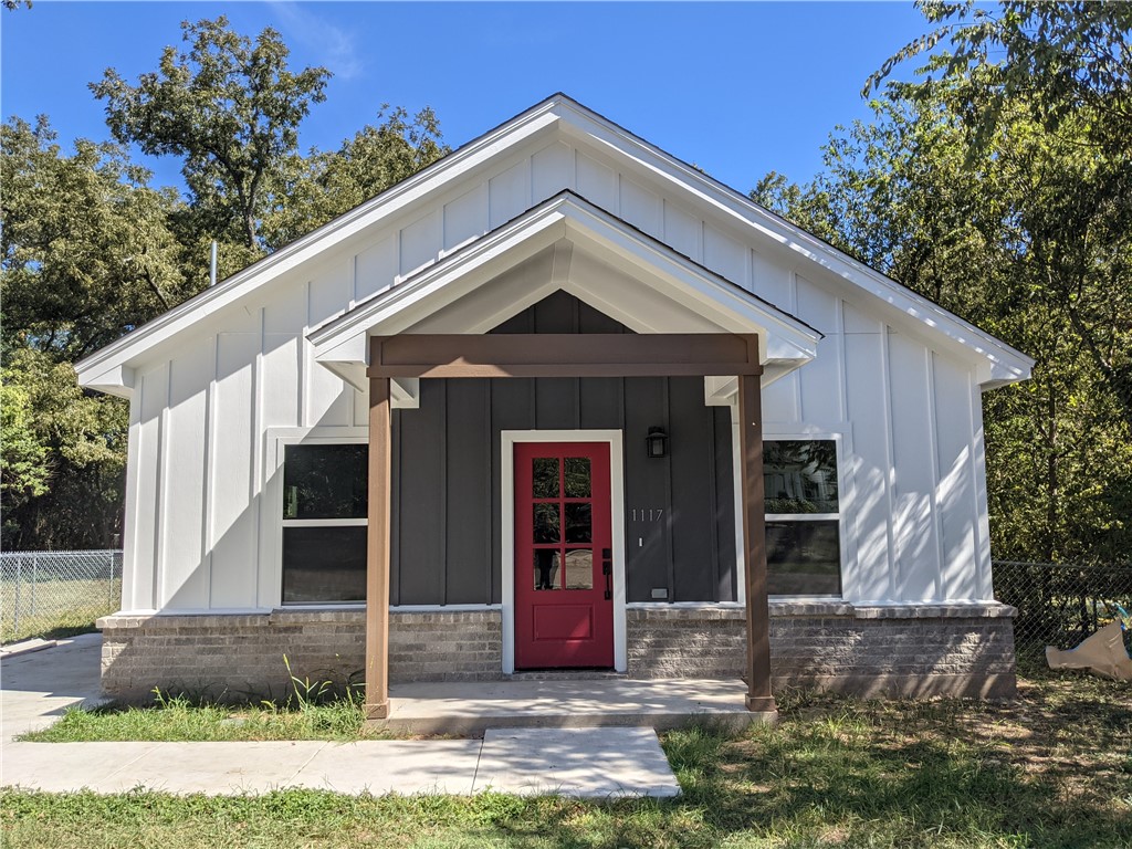 1117 N 11th Street Waco TX 76707