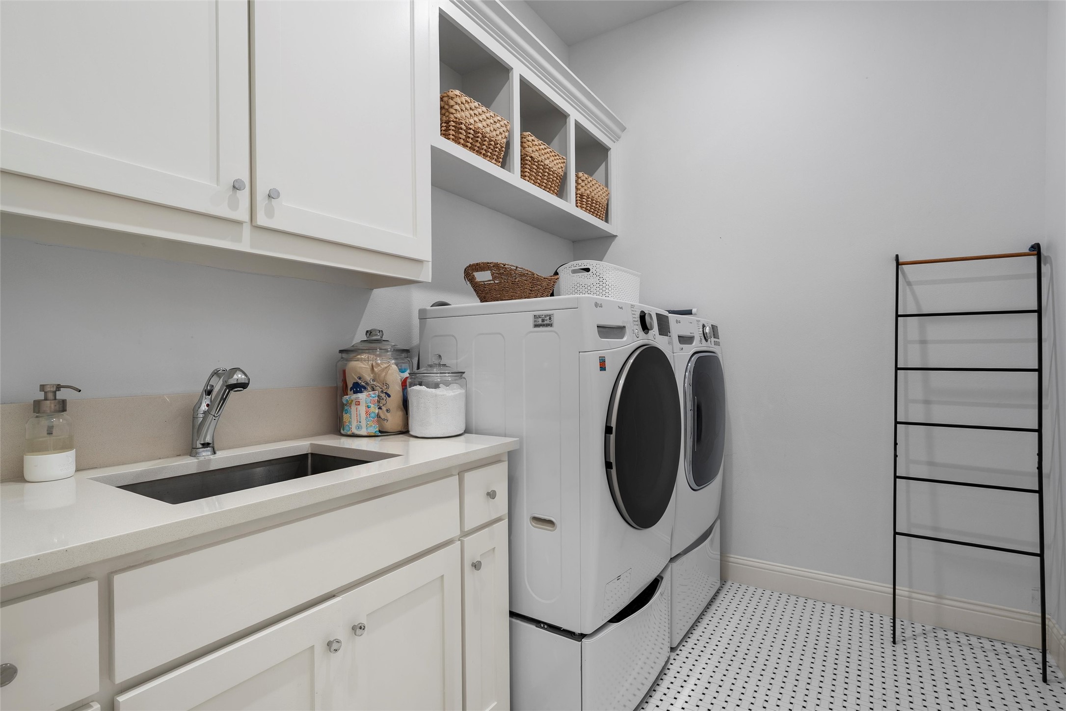 12014 Kenai Circle Woodway TX 76712