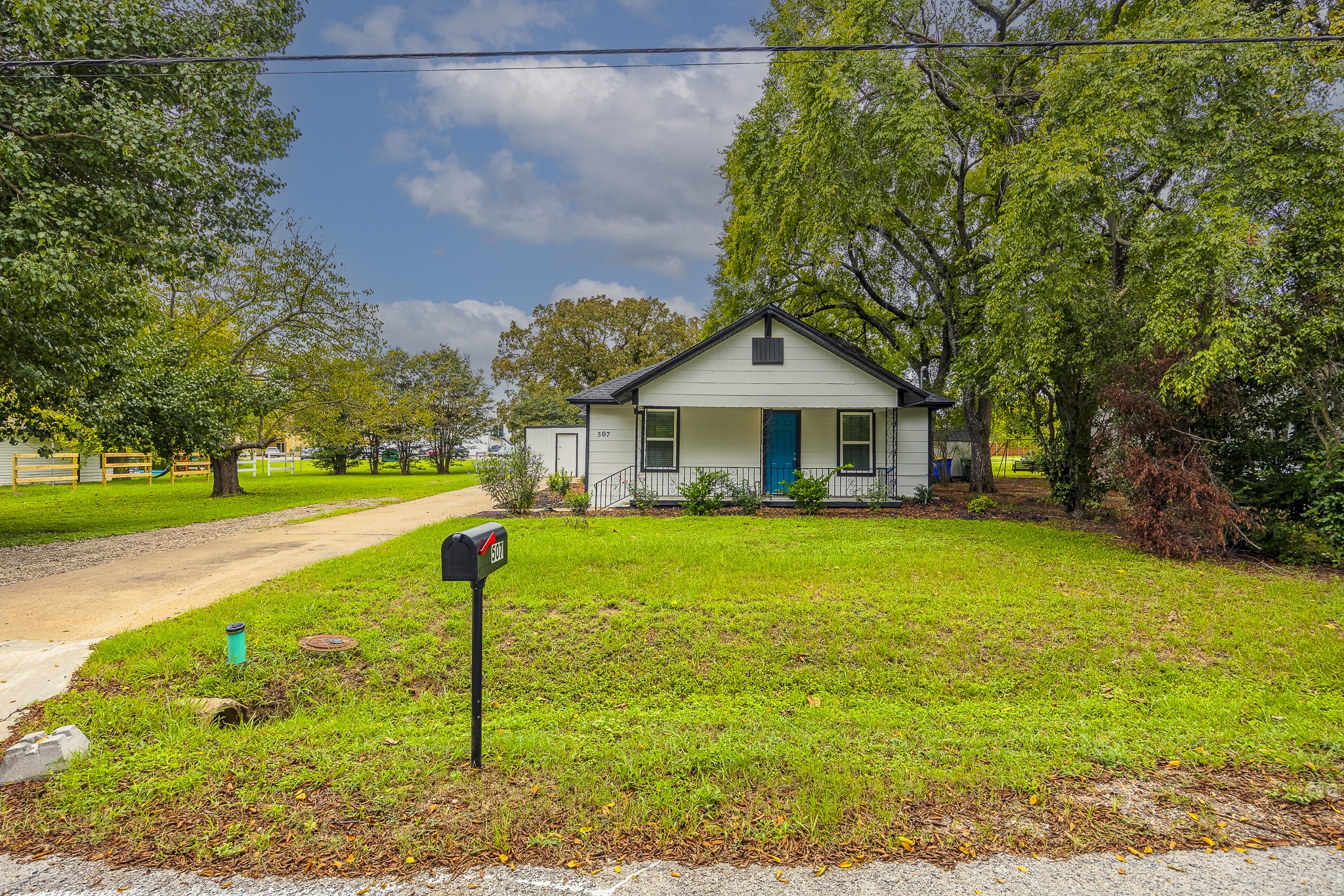 507 Fly Street Seagoville TX 75159
