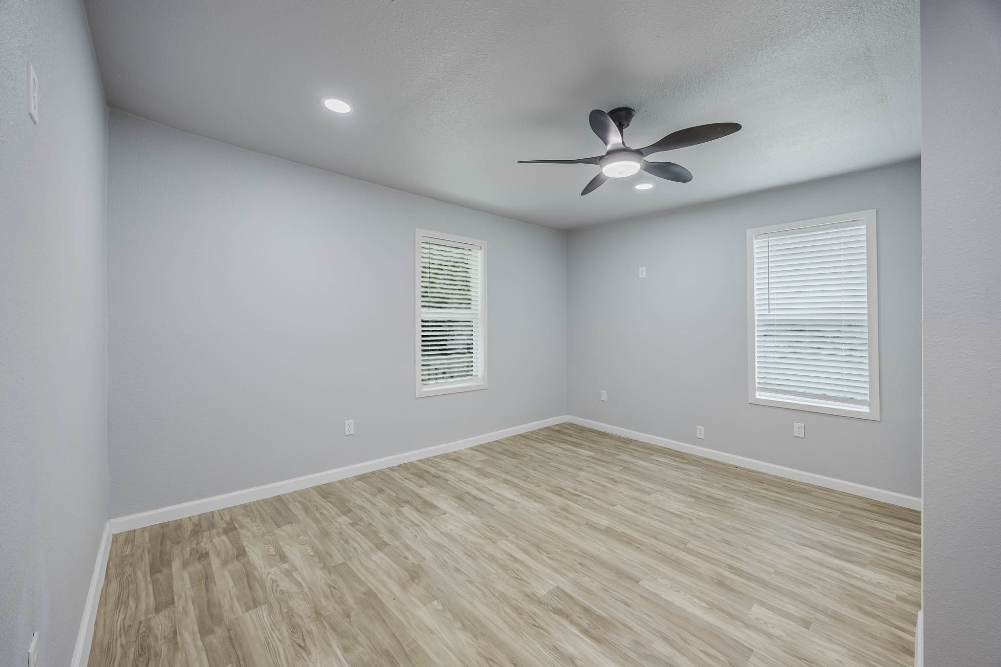 507 Fly Street Seagoville TX 75159