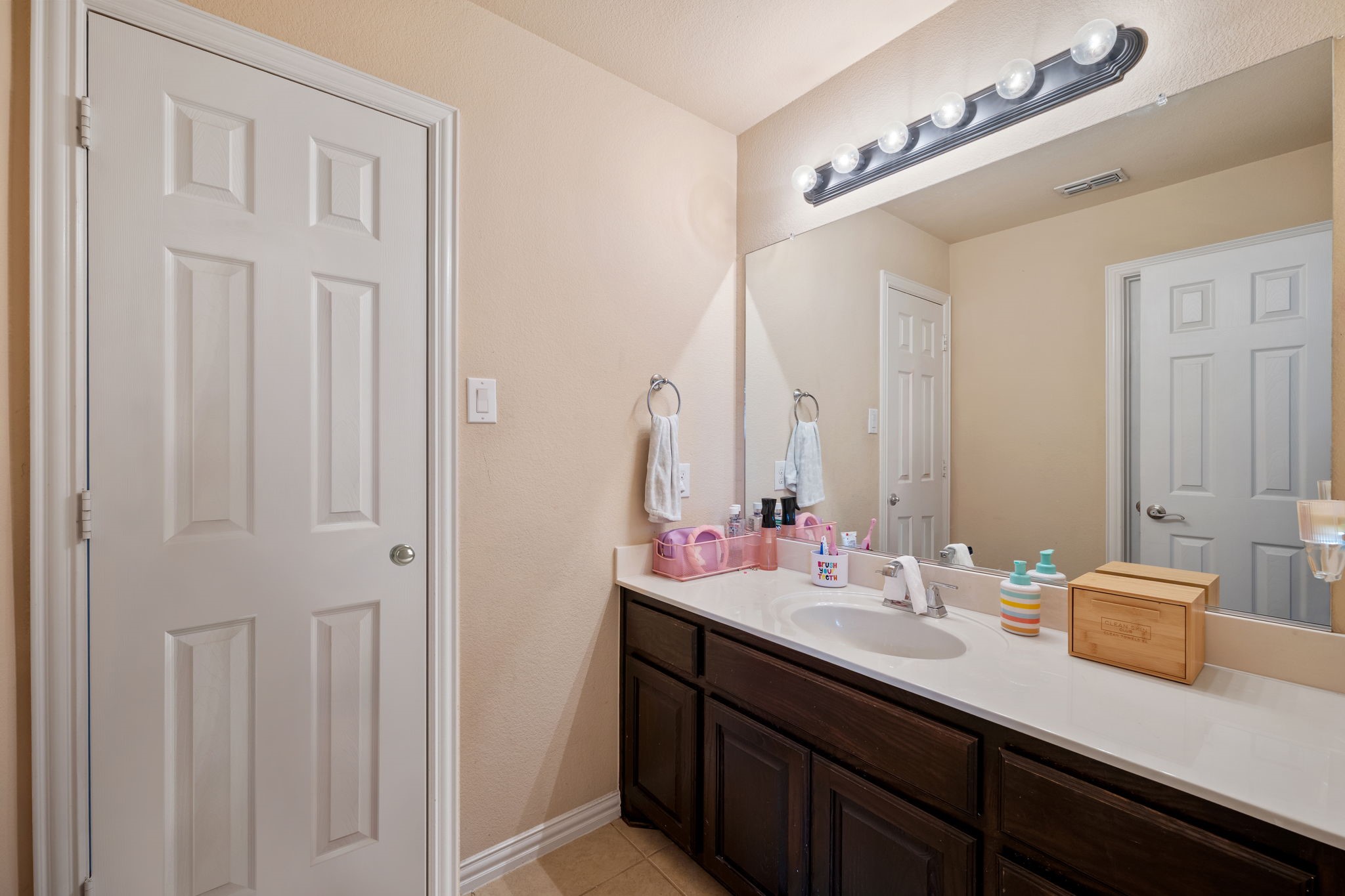 100 Cherry Court Red Oak TX 75154
