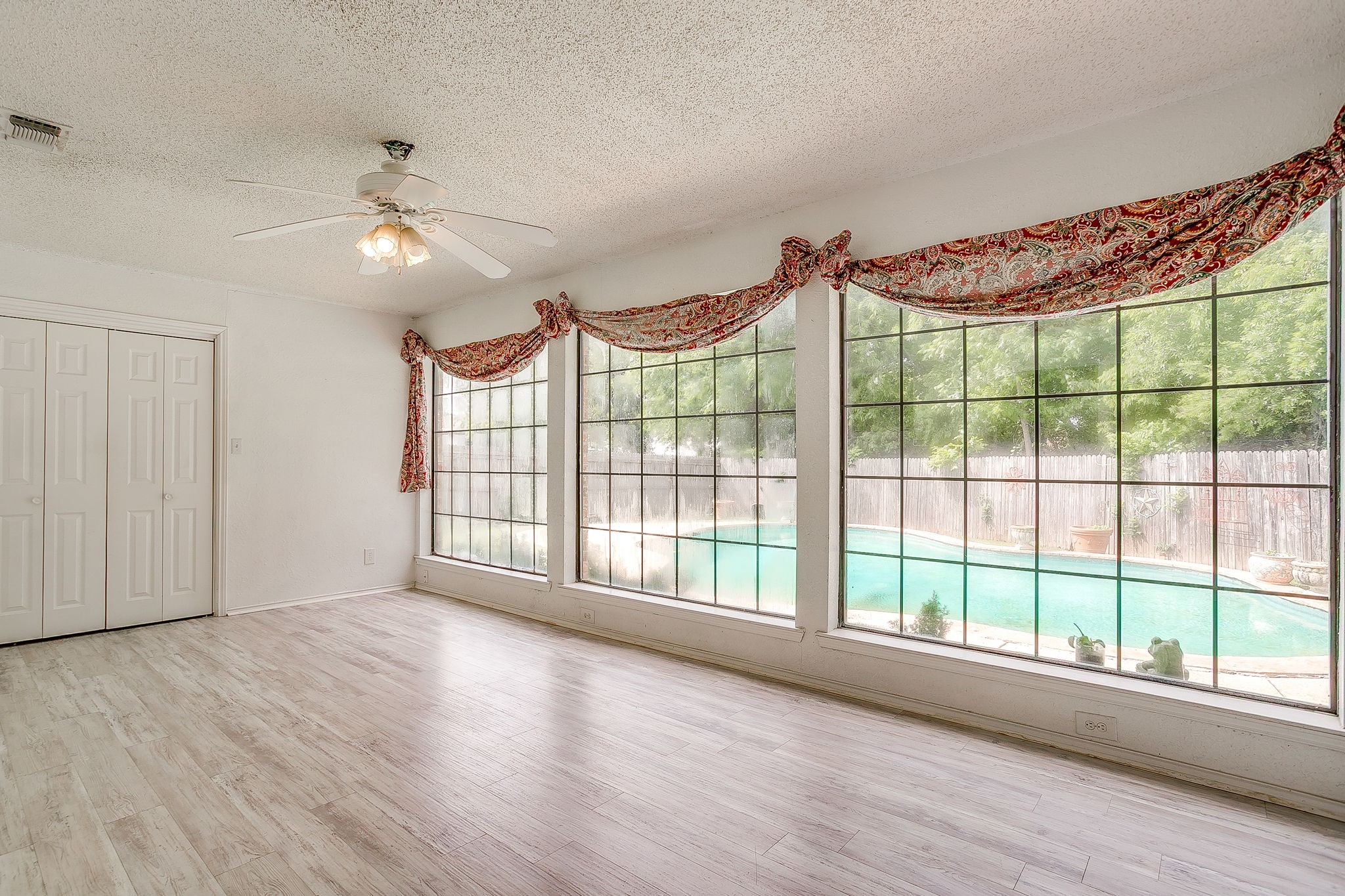 211 Cottonwood Street Weatherford TX 76086