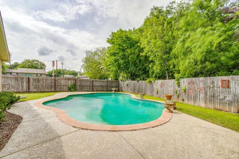211 Cottonwood Street Weatherford TX 76086