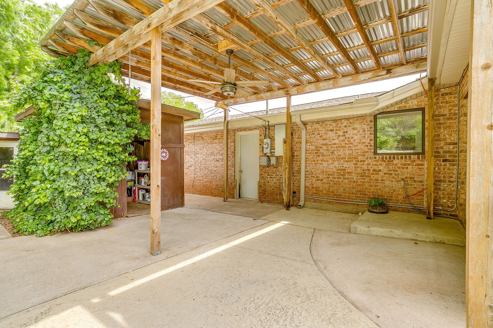 211 Cottonwood Street Weatherford TX 76086
