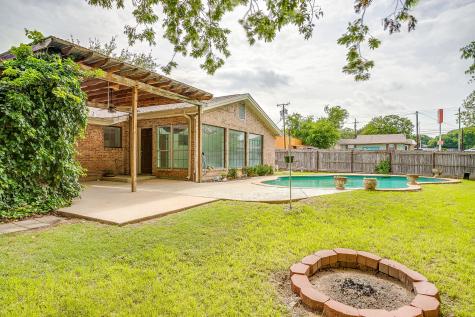 211 Cottonwood Street Weatherford TX 76086