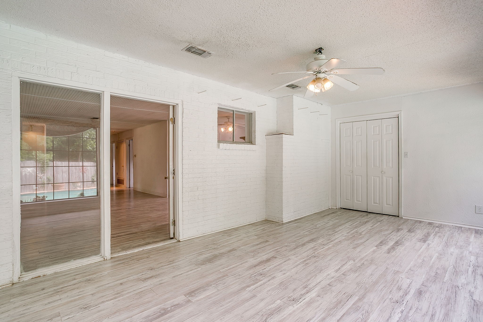 211 Cottonwood Street Weatherford TX 76086
