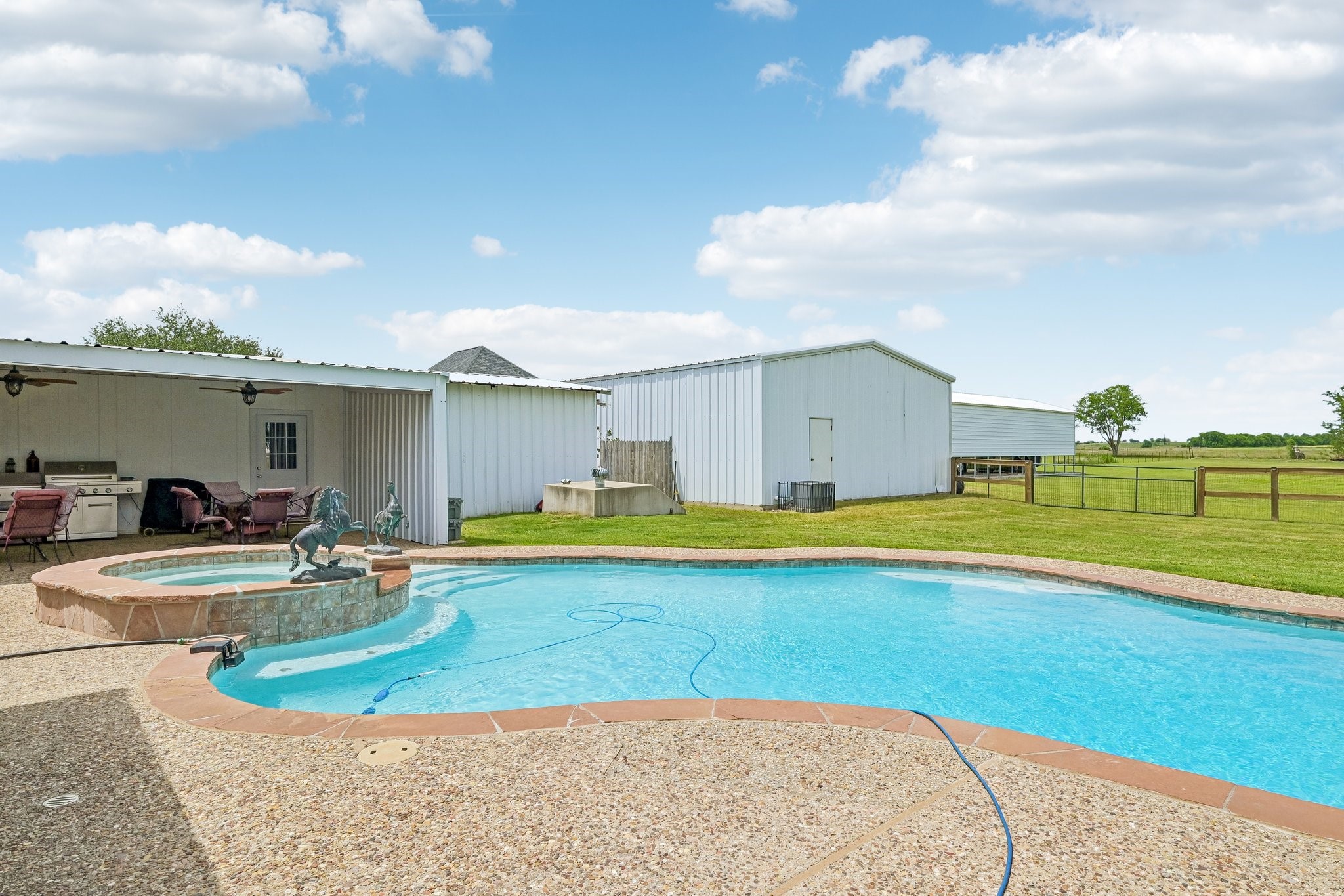 7793 Country View Lane Sanger TX 76266