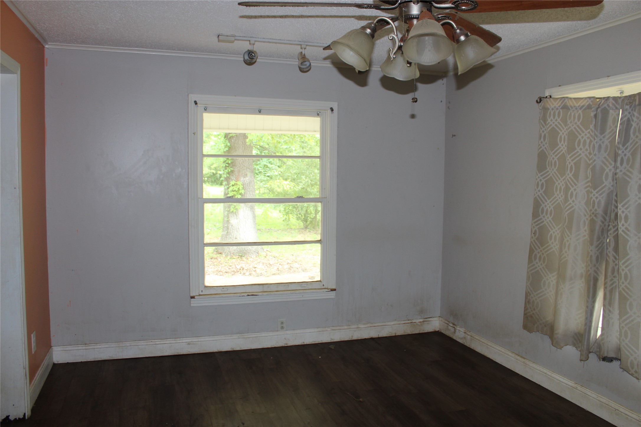 929 Forsythe Street Carthage TX 75633