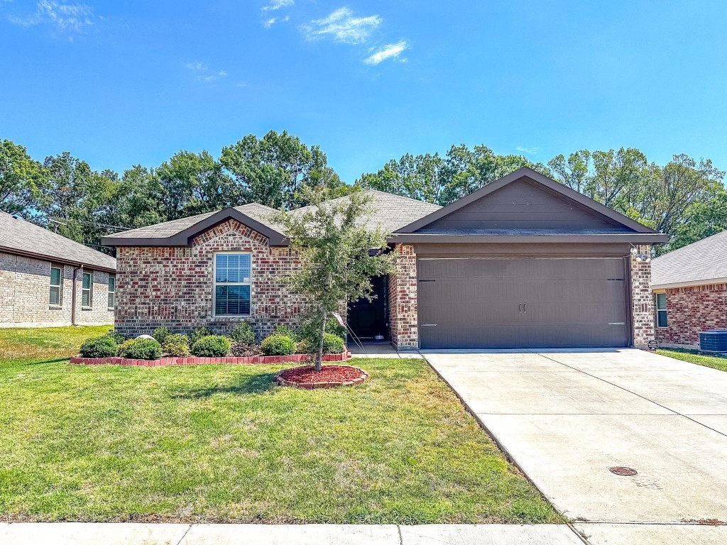2720 Street Andrews Drive Seagoville TX 75159