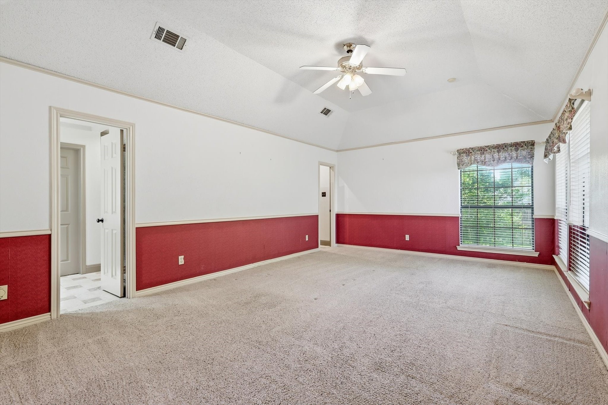3813 Cambridge Circle W Bedford TX 76021