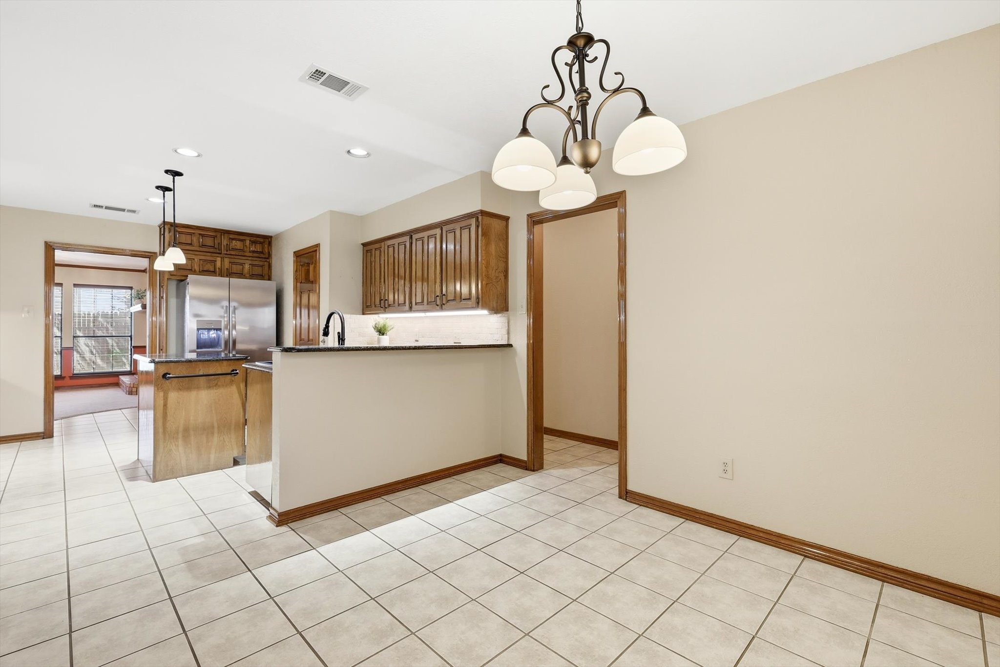3813 Cambridge Circle W Bedford TX 76021