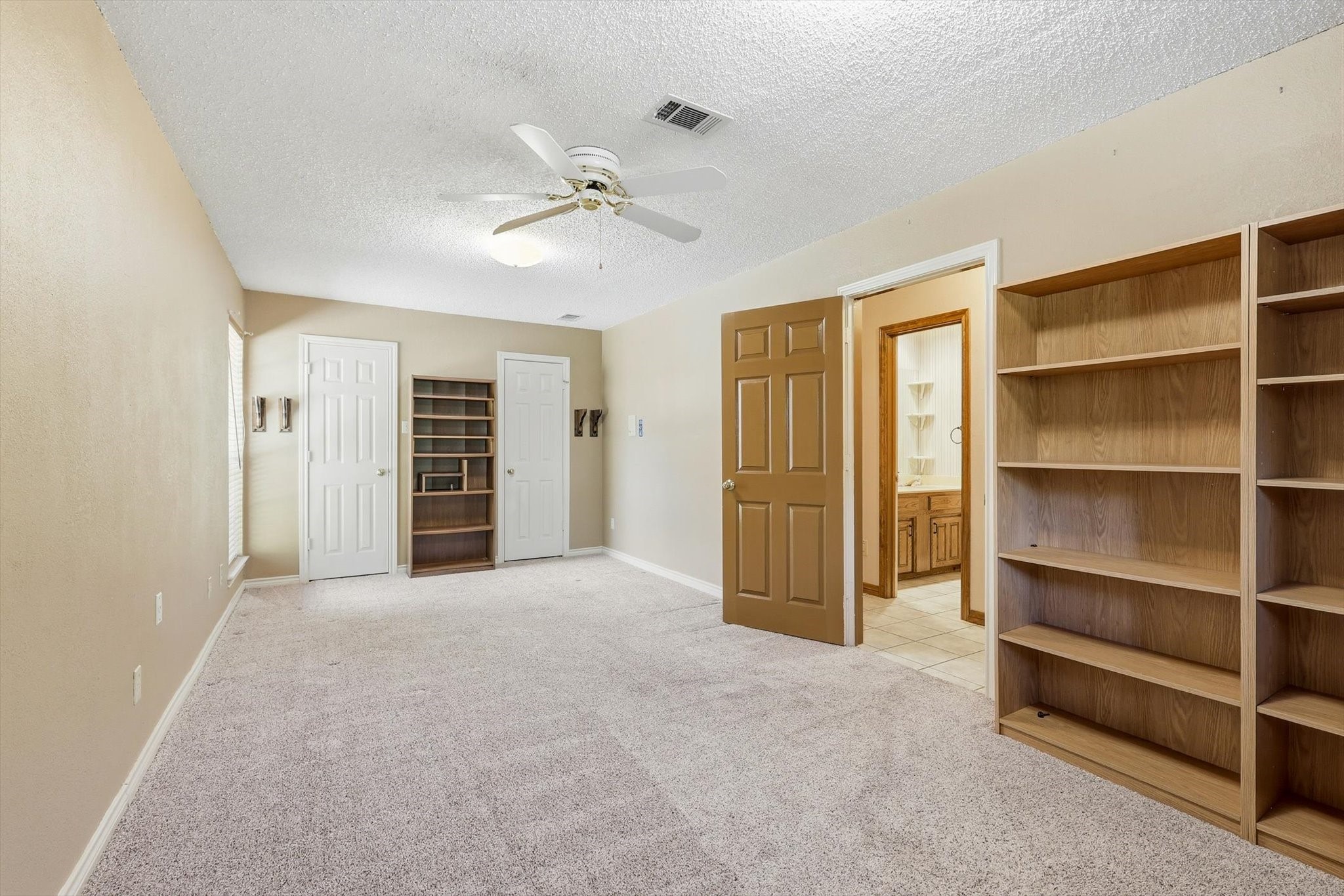 3813 Cambridge Circle W Bedford TX 76021