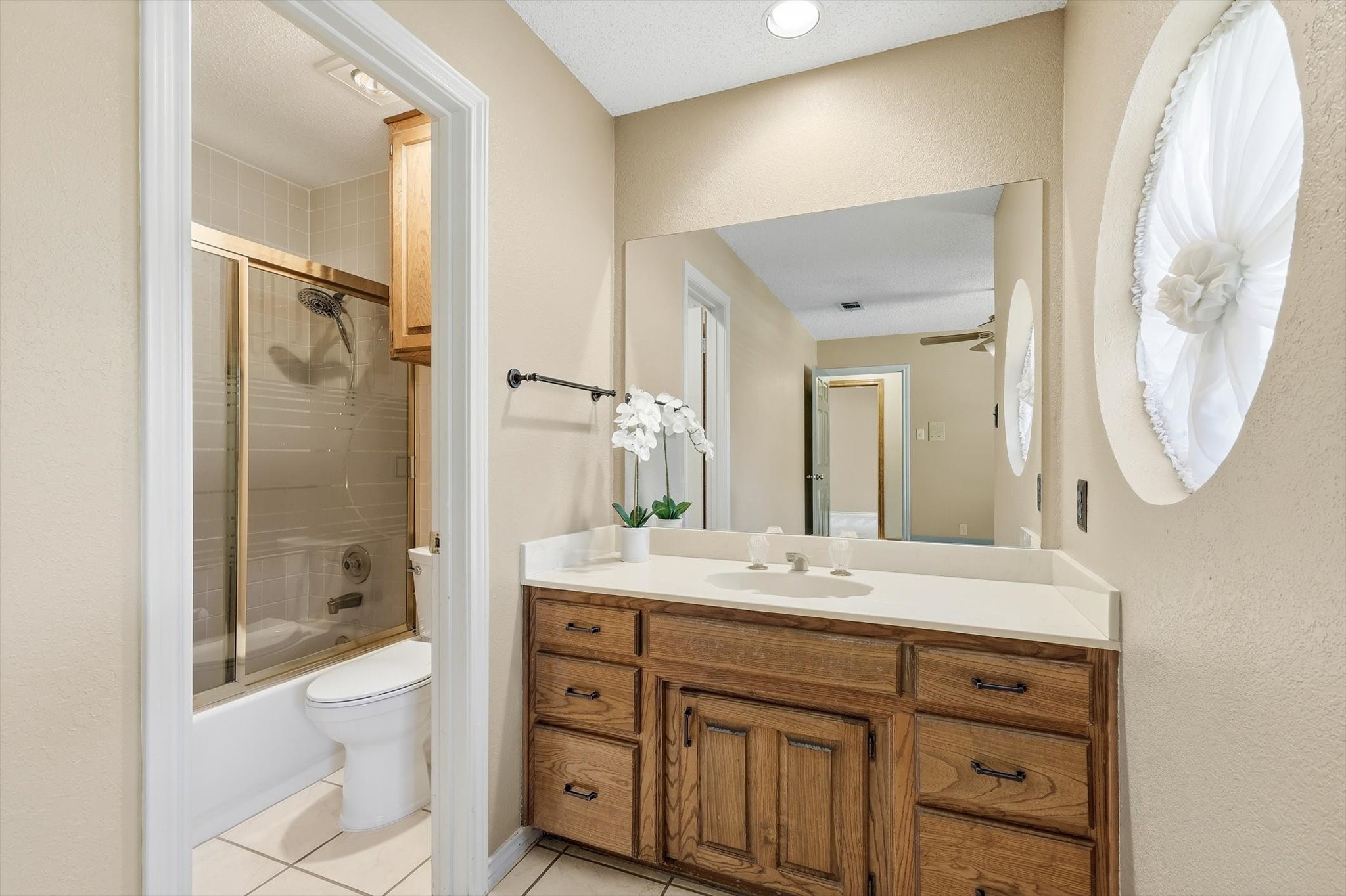 3813 Cambridge Circle W Bedford TX 76021