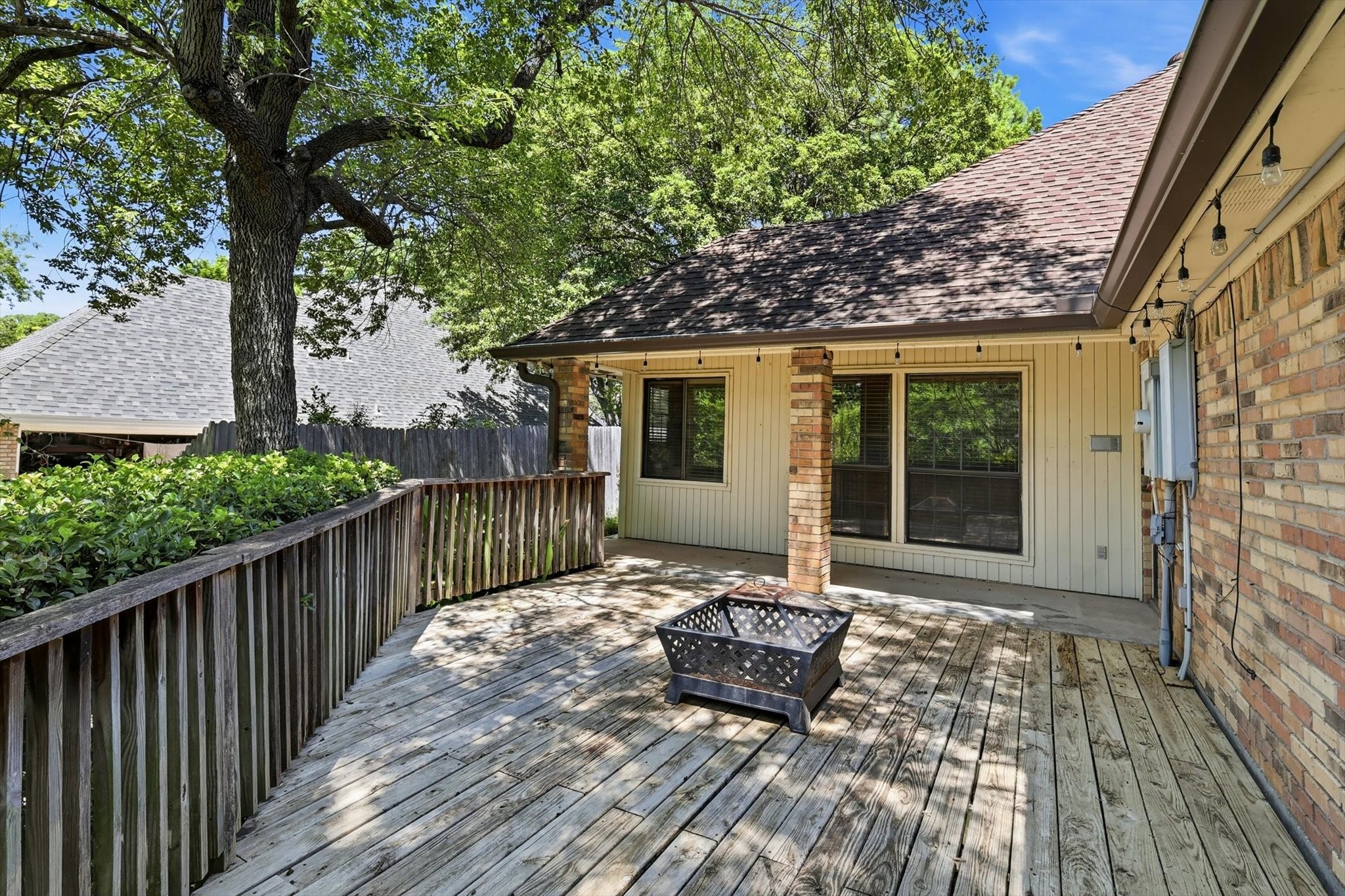 3813 Cambridge Circle W Bedford TX 76021