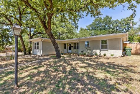 1501 Ravenwood Drive Arlington TX 76013