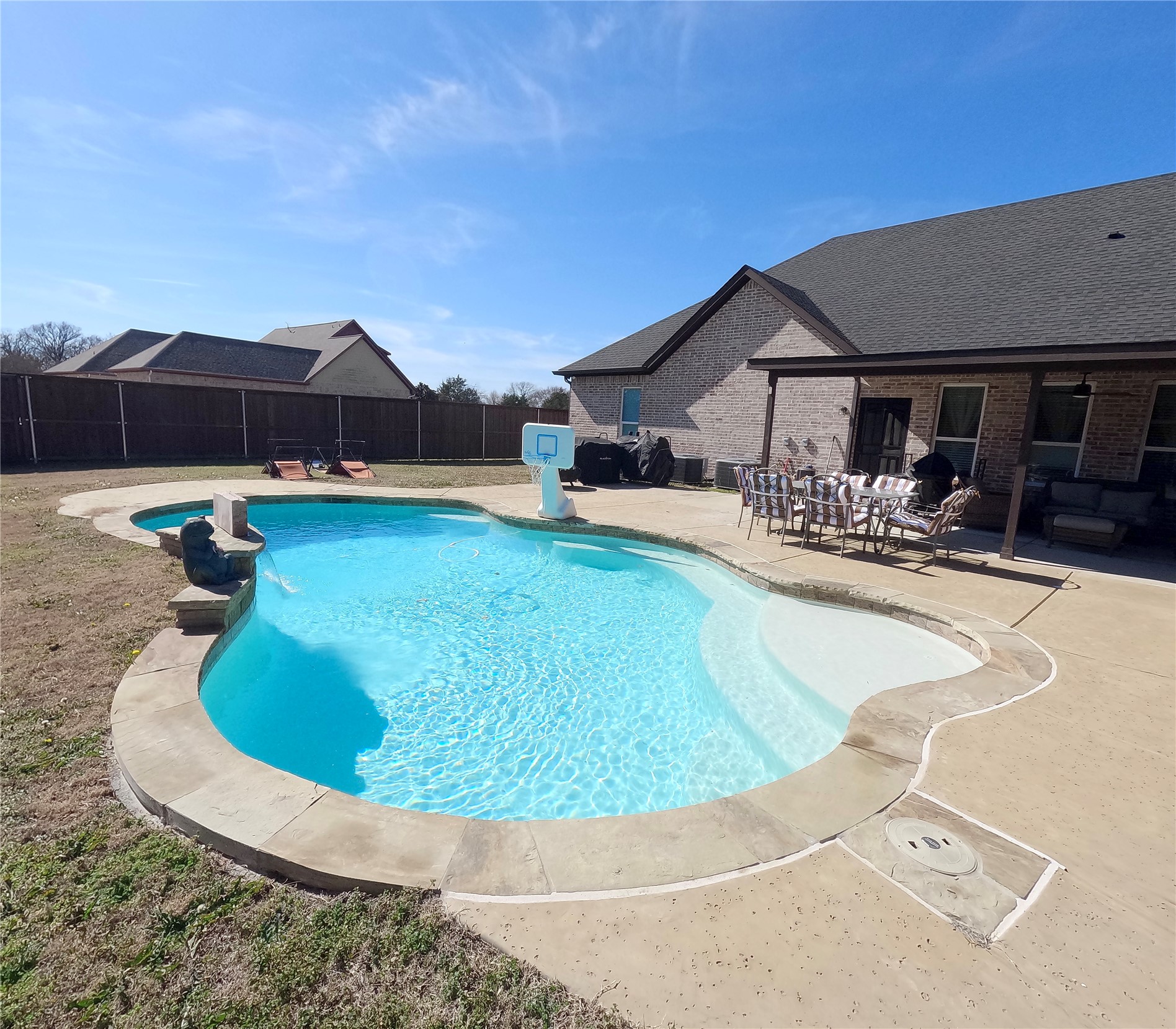 319 Lanier Road Combine TX 75159
