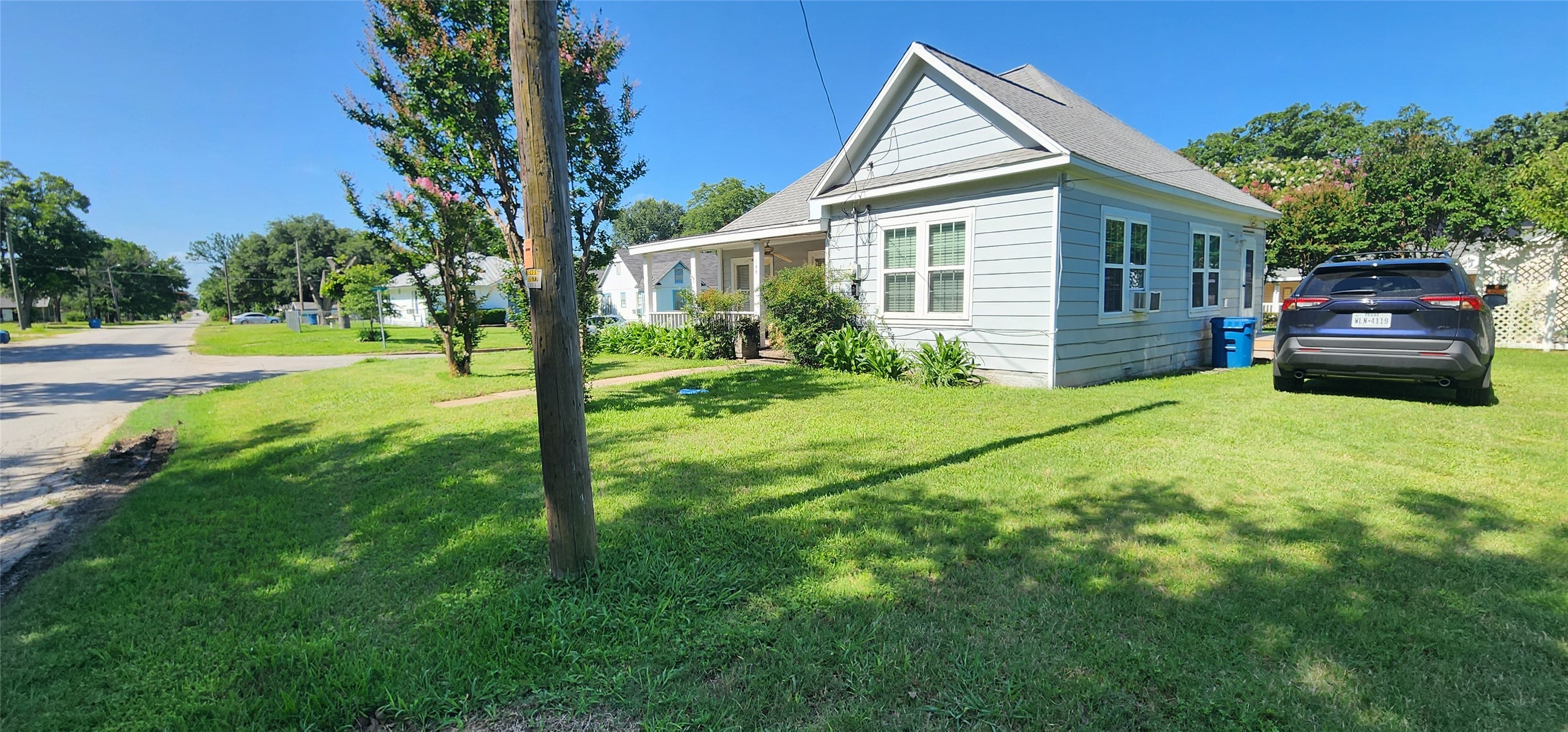 108 S Bonham Street Mexia TX 76667