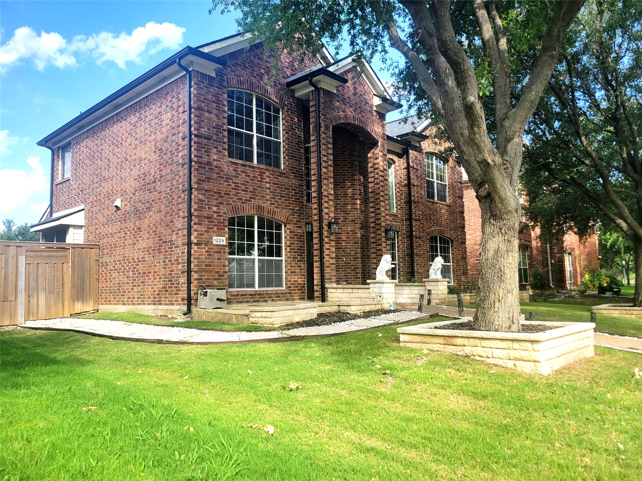 1229 Ducks Landing Frisco TX 75033