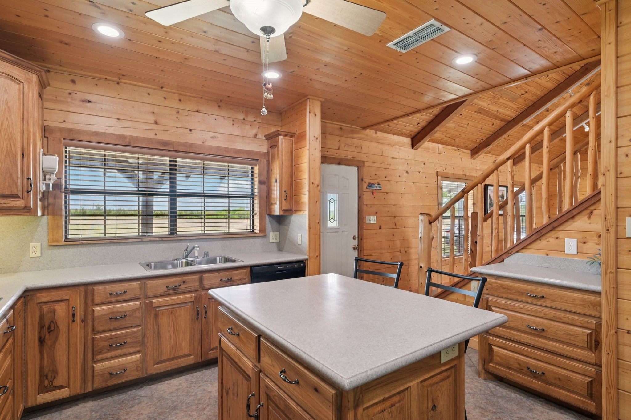 7956 S State Highway 78 Leonard TX 75452