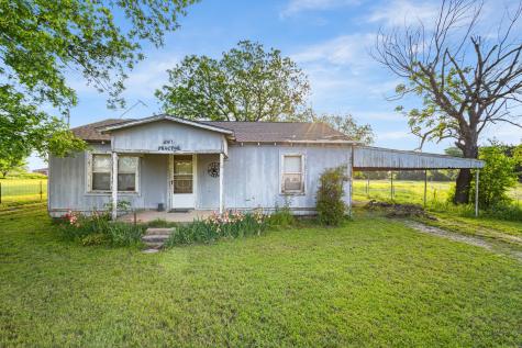 201 Proctor Lane Sunset TX 76270