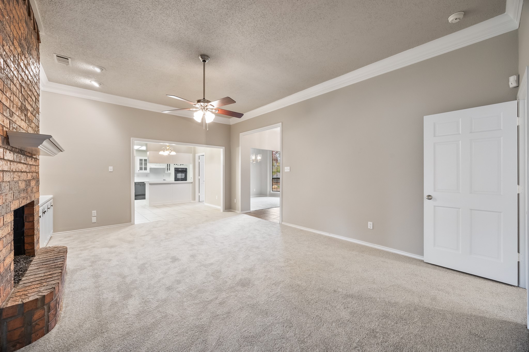 420 E Coachlight Trail Rockwall TX 75087