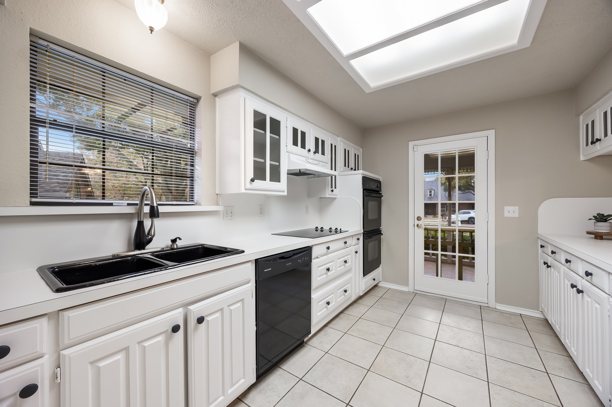 420 E Coachlight Trail Rockwall TX 75087