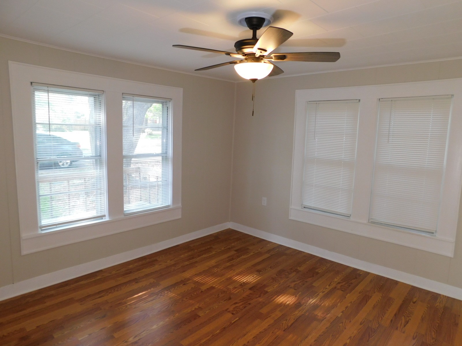105 NW 2nd Springhill LA 71075