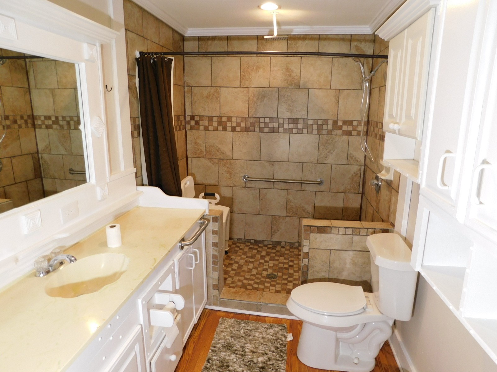 105 NW 2nd Springhill LA 71075