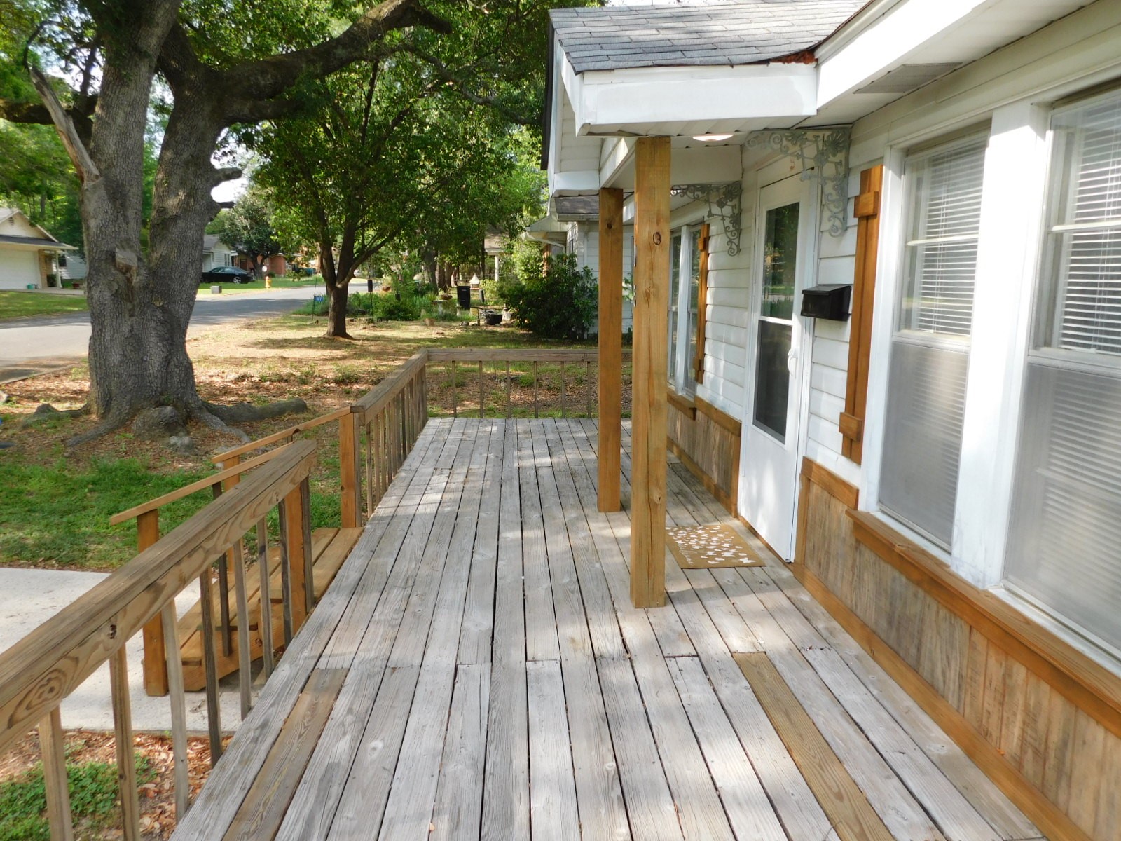 105 NW 2nd Springhill LA 71075