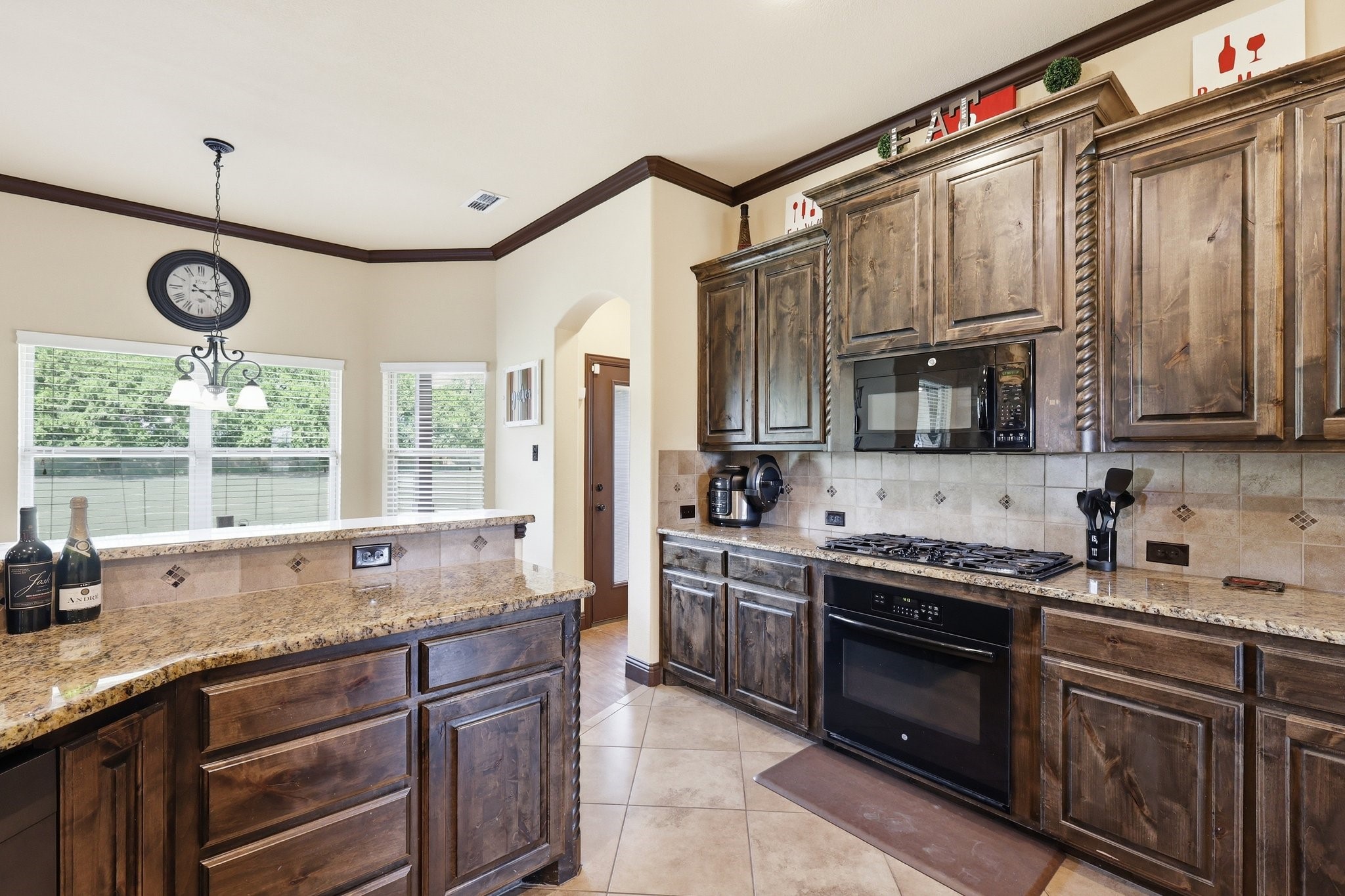 11480 Chisum Road Sanger TX 76266
