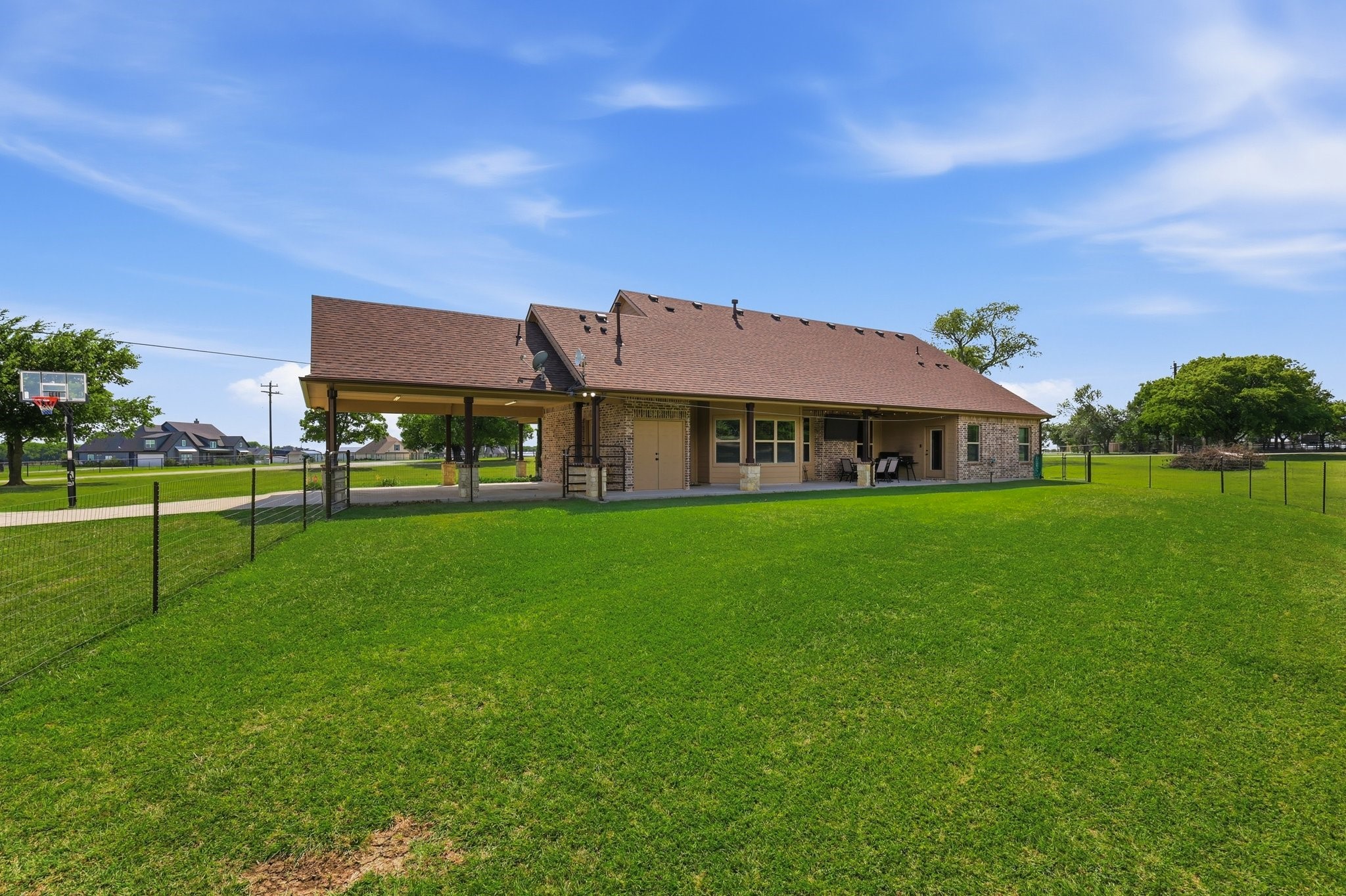 11480 Chisum Road Sanger TX 76266